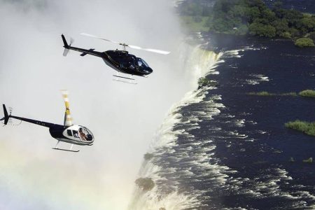 Helicopter fight Over the Falls